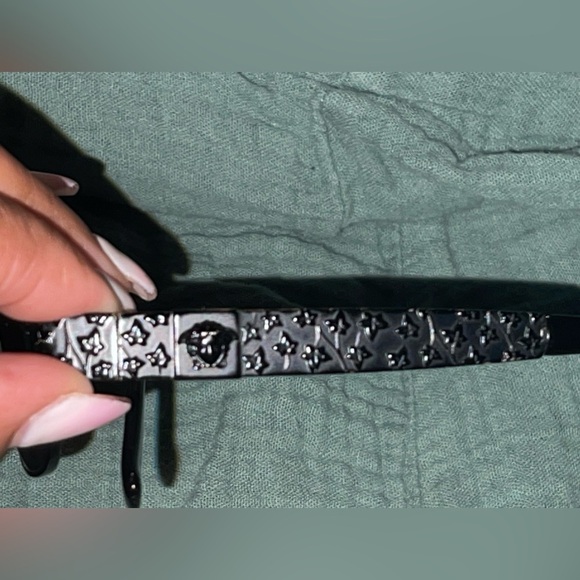 VERSACE Black Vintage 90s Medusa Logo Sunglasses MOD X03 EUC w/case Y2K matrix - Picture 7 of 11